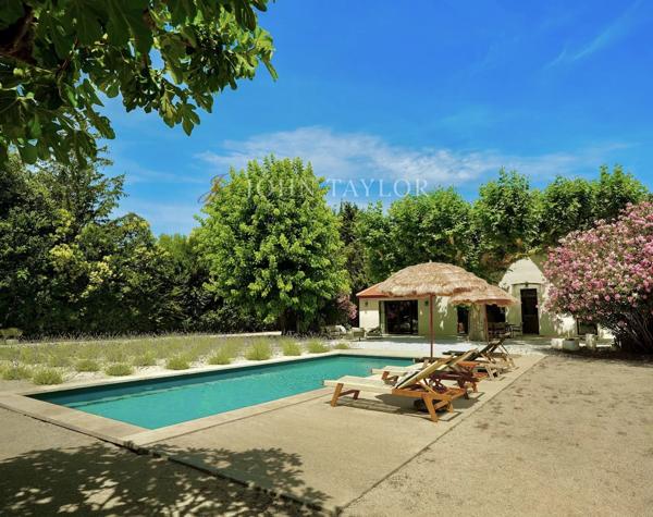 EXCLUSIVITÉ - MAISON RENOVÉE MAILLANE
