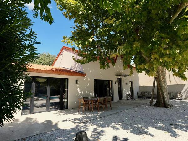 EXCLUSIVITÉ - MAISON RENOVÉE MAILLANE
