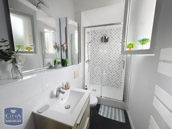 Appartement à louer 2 pièces 44.06m²