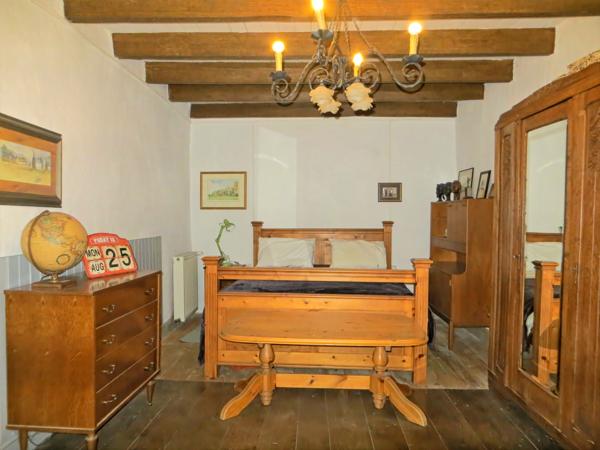 Maison à vendre à Terres-de-Haute-Charente (16270) - Charente