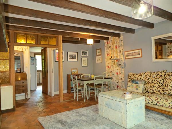 Maison à vendre à Terres-de-Haute-Charente (16270) - Charente