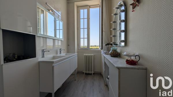 Maison à vendre 9 pièces 250 m² Tonnay-Charente