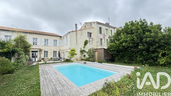 Maison à vendre 9 pièces 250 m² Tonnay-Charente