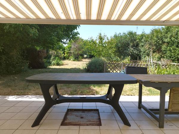 Maison familiale à la Ville aux Dames proche écoles, commerces, Fil Bleu, Gare TGV, tram