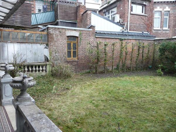 Fonds et/ou murs commerciaux à louer à Béthune dans le Pas-de-Calais (62400), ref : 62023-L1409