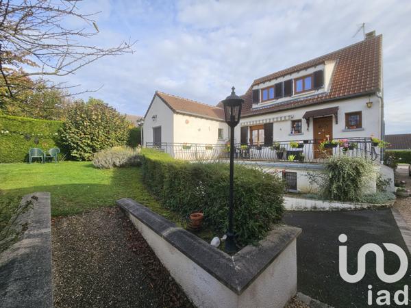 Maison à vendre 6 pièces 162 m² Saint-Germain-Laval