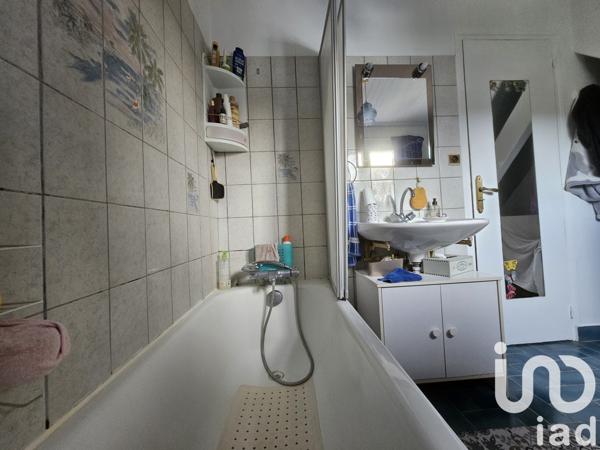 Maison à vendre 6 pièces 162 m² Saint-Germain-Laval