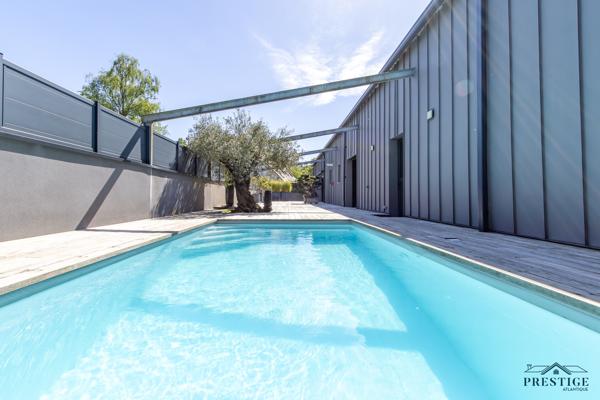 TREILLIERES - MAISON D'ARCHITECTE DE 320 M2 HABITBALES - PISCINE