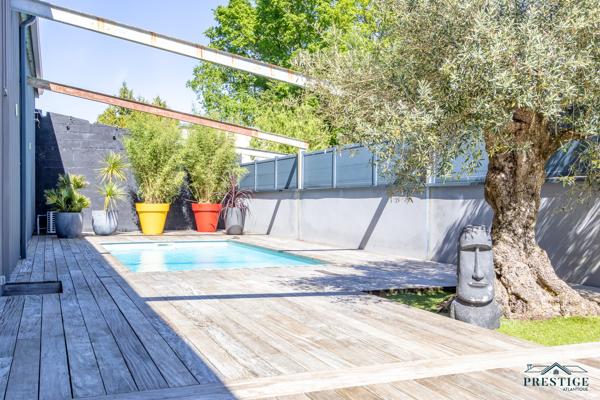 TREILLIERES - MAISON D'ARCHITECTE DE 320 M2 HABITBALES - PISCINE