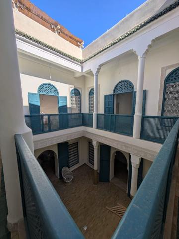 A vendre Superbe Riad 230 m2 au sol de 8 chambres à Zaouia Abassia - Marrakech