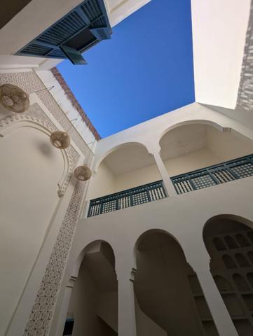A vendre Superbe Riad 230 m2 au sol de 8 chambres à Zaouia Abassia - Marrakech