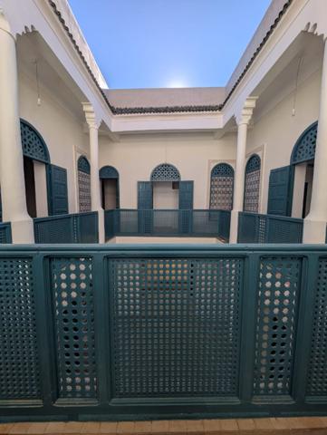 A vendre Superbe Riad 230 m2 au sol de 8 chambres à Zaouia Abassia - Marrakech