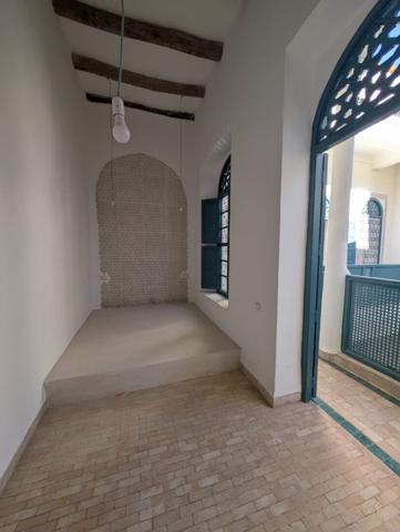 A vendre Superbe Riad 230 m2 au sol de 8 chambres à Zaouia Abassia - Marrakech