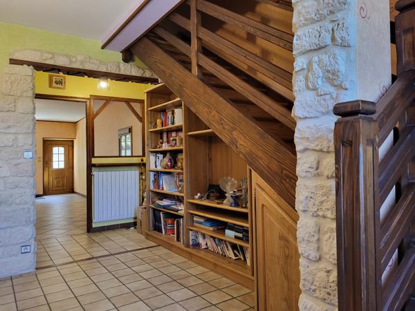 Arlay (39140) Maison de Village. ARLAY