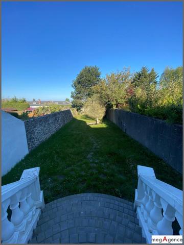 Maison à BOULOGNE-SUR-MER, 62200 - 9 pièces 236m²