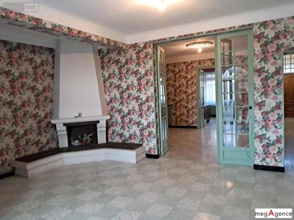 Maison à BOULOGNE-SUR-MER, 62200 - 9 pièces 236m²