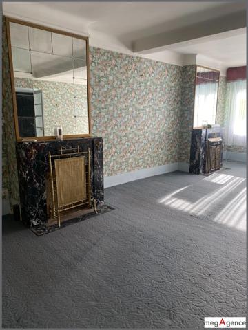 Maison à BOULOGNE-SUR-MER, 62200 - 9 pièces 236m²