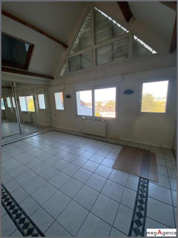 Maison à BOULOGNE-SUR-MER, 62200 - 9 pièces 236m²