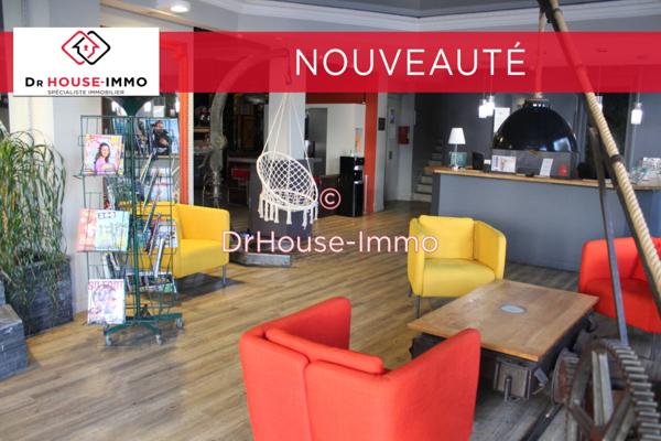 Commerce à vendre 35 pièces de 980 m²