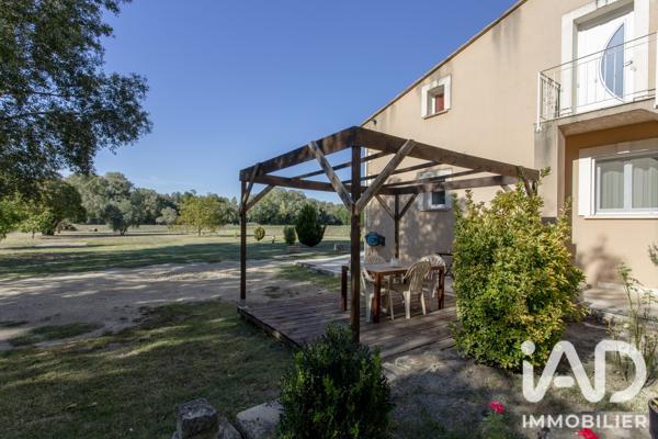 Maison à vendre 10 pièces 359,5 m² Tarascon