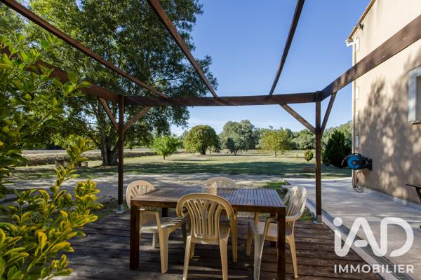 Maison à vendre 10 pièces 359,5 m² Tarascon
