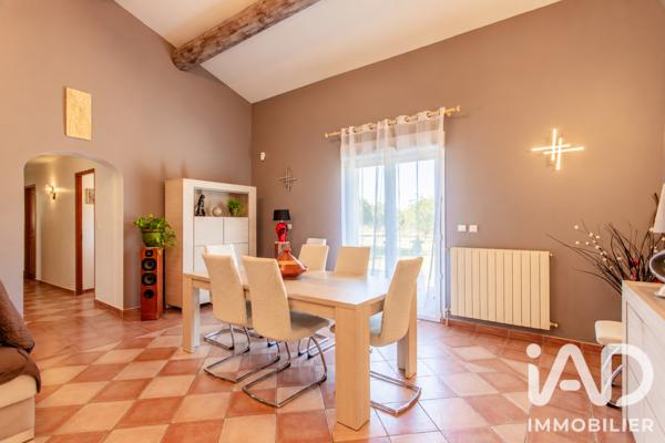 Maison à vendre 10 pièces 359,5 m² Tarascon