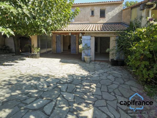 83. Sollies Toucas, maison de 108 m2 sur une parcelle de 338 m2, calme, 4 ch.
