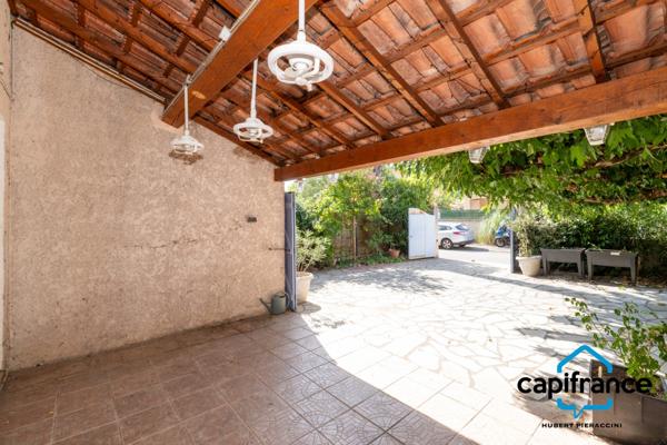 83. Sollies Toucas, maison de 108 m2 sur une parcelle de 338 m2, calme, 4 ch.