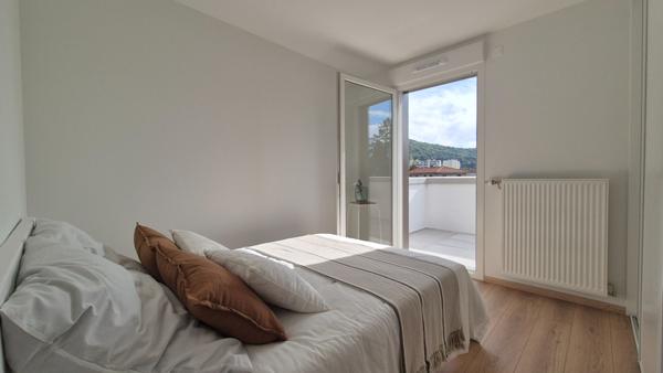 Appartement Saint Martin D Heres 5 pièce(s) 108 m2