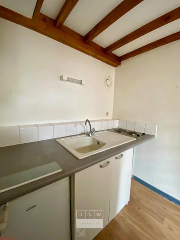 HMK-LL152 - Lille Sébastopol - Studio non meublé de 18.07m²