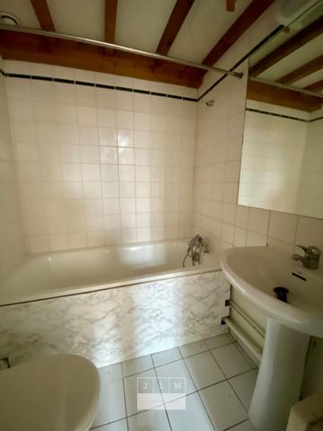 HMK-LL152 - Lille Sébastopol - Studio non meublé de 18.07m²