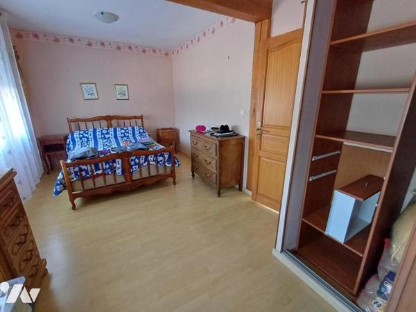 METROPOLE SUD , PROCHE CHU  : Pavillon PLAIN-PIED de 122 m², av 3 GARAGES , sur 640 m²