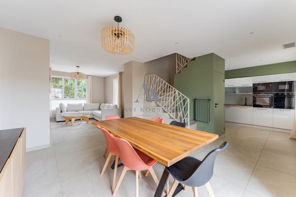 Villeurbanne – Maison 1950 rénovée avec 4 chambres et sous-sol