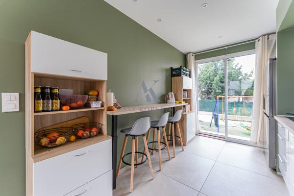 Villeurbanne – Maison 1950 rénovée avec 4 chambres et sous-sol