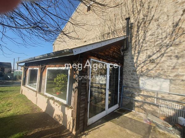 Maison à LA PETITE-MARCHE, 03420 - 6 pièces 149m²