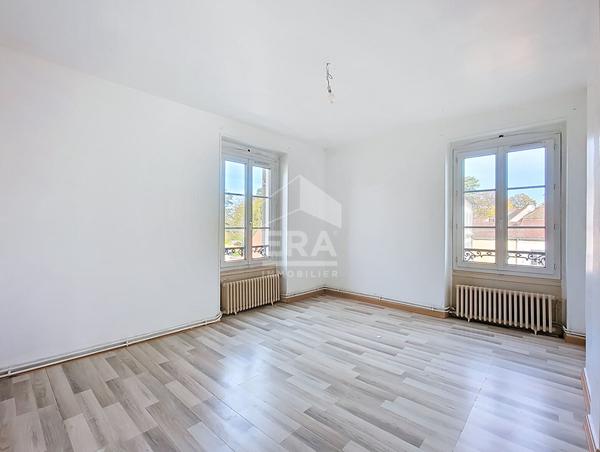 Luzarches  Centre-ville 5 pièces