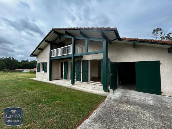 Maison à louer 6 pièces 110.9m² Bretagne-de-Marsan (40280)