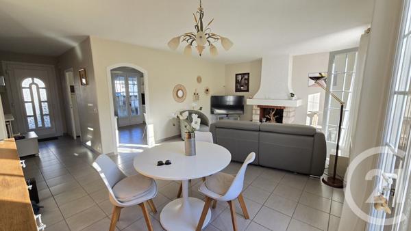 Maison à vendre  6 pièces - 127,67 m2 LONS - 64