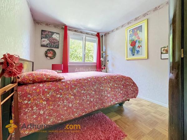 Vente                                                      Appartement
                        
                     6 pièces                      98 m2                     à Reims