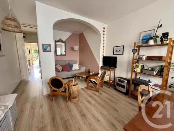 Maison à vendre  4 pièces - 81,90 m 2   SAUJON  - 17