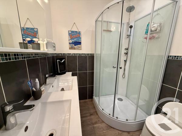 Maison à vendre  4 pièces - 81,90 m 2   SAUJON  - 17