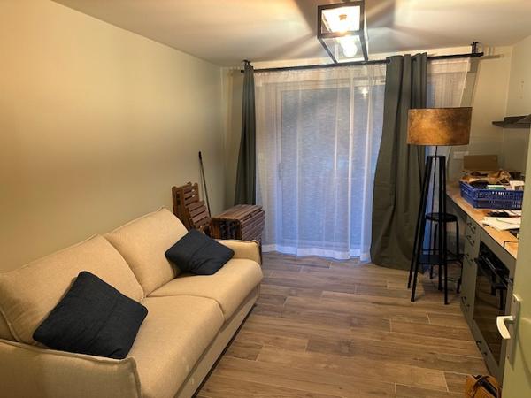 Saint-Georges-de-Didonne (17110) 

STUDIO PROCHE MER ET CENTRE VILLE