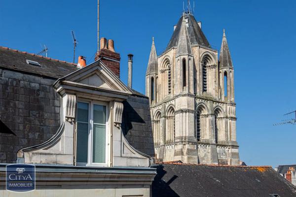 Appartement à louer 3 pièces 74.75m² Angers (49100)