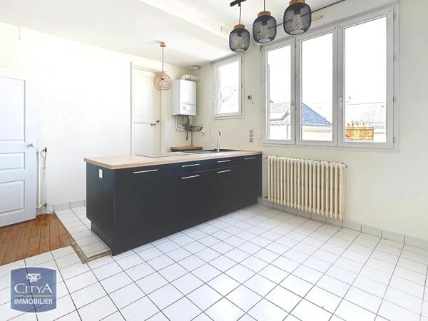 Appartement à louer 3 pièces 74.75m² Angers (49100)