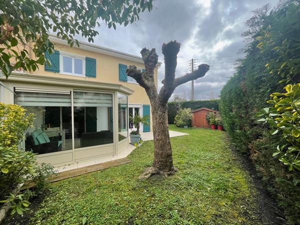 Maison garage et jardin Pessac 4 pièce(s) 107m2