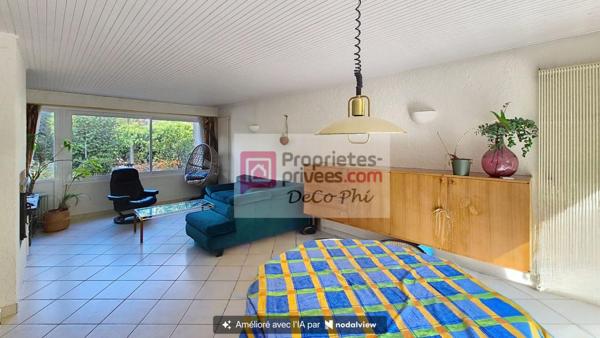Maison  Terrasse  Jardin  5 pièces  121 m2   La Celle Saint Cloud  Châtaigneraie