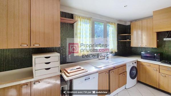 Maison  Terrasse  Jardin  5 pièces  121 m2   La Celle Saint Cloud  Châtaigneraie