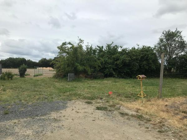 Terrain à bâtir de 381 m² - Libre constructeur