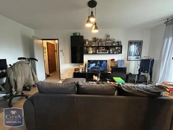 Appartement à louer 2 pièces 46.91m² Belfort (90000)