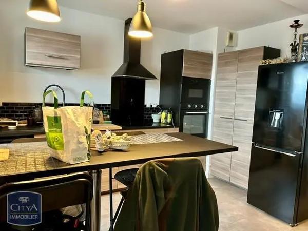 Appartement à louer 2 pièces 46.91m² Belfort (90000)